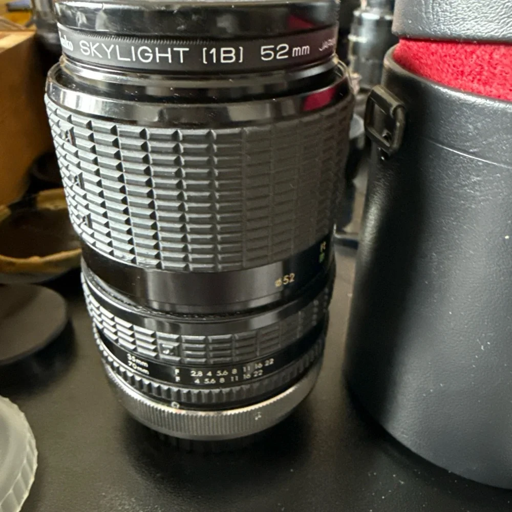 Sigma Beauty Black Camera Lens with Case